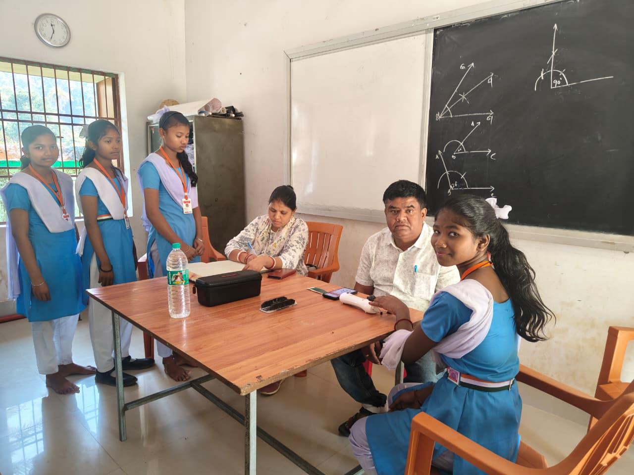 EzeCheck Used By RBSK EzeCheck Used By RBSK Odisha